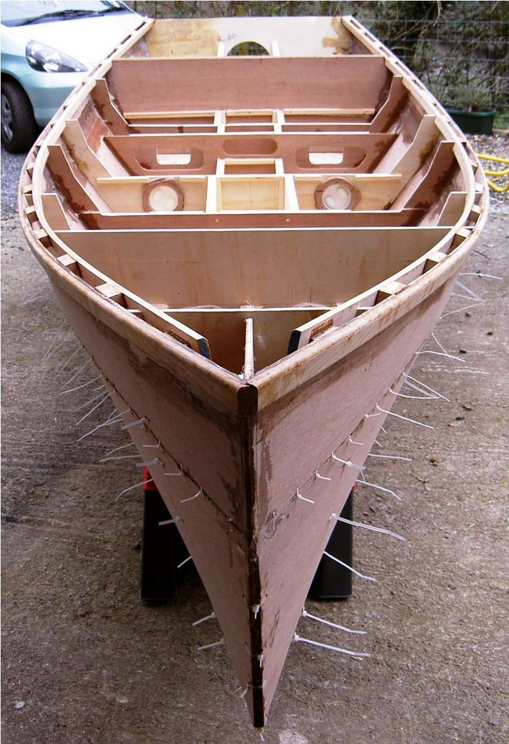 DIY Plywood Boats
 Brian King makes progress on his project to build Barton