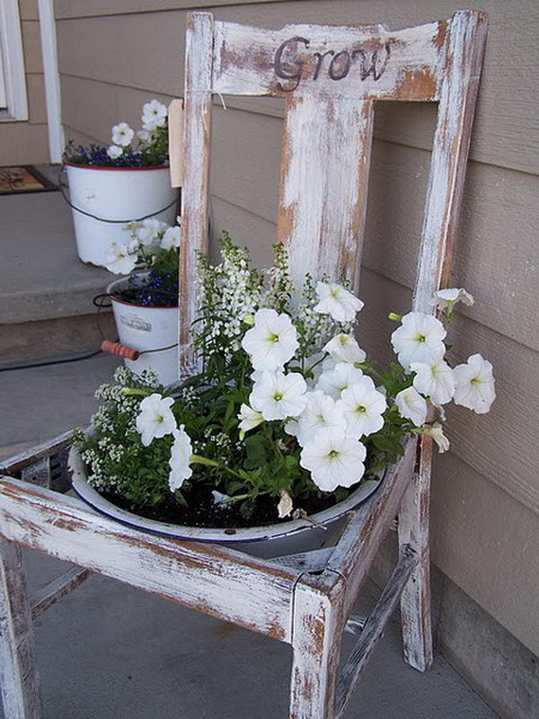 DIY Porch Decorating Ideas
 25 DIY Decorating Ideas to "Spring" Up Your Front Porch