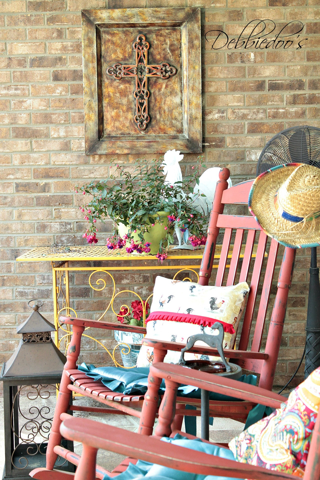 DIY Porch Decorating Ideas
 Patio and porch decorating and diy ideas Debbiedoos