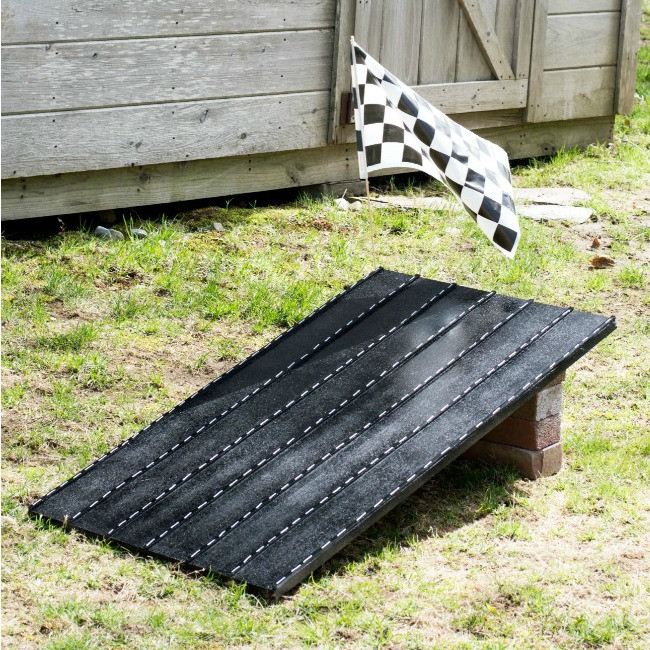 DIY Race Track
 DIY Race Track