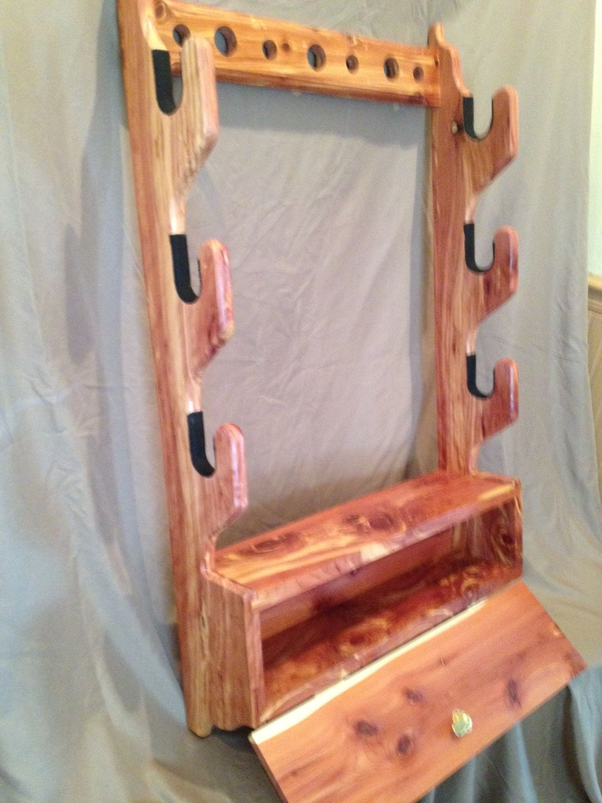 DIY Rifle Rack
 Pin on Augie s Woodcrafts