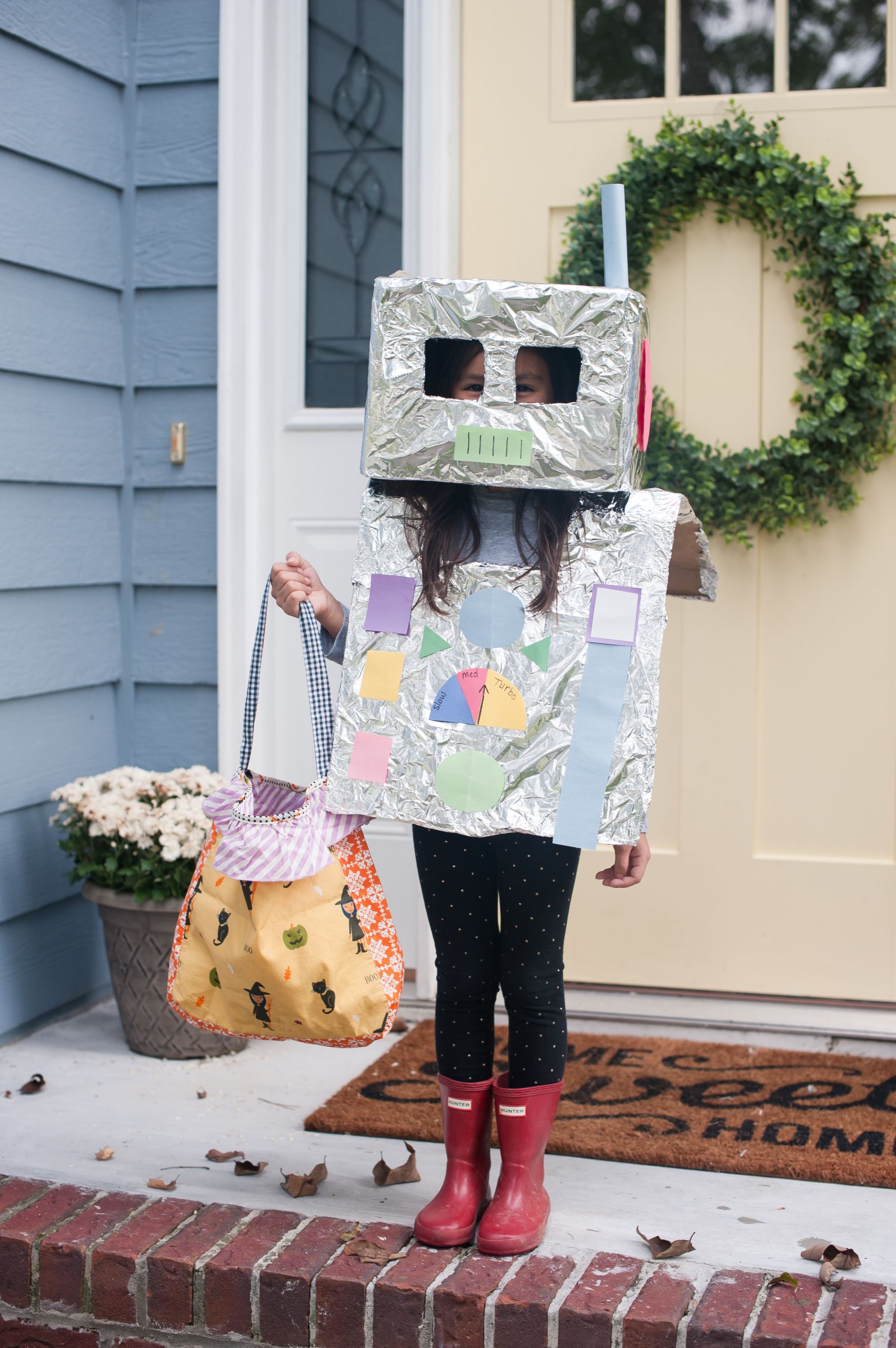 DIY Robot Costume Toddler
 DIY Halloween Costumes for Babies Toddlers & Kids