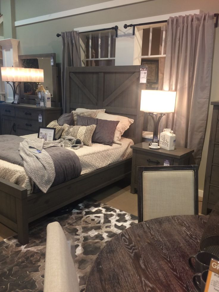 DIY Rustic Bedroom Decor
 Best 25 Rustic grey bedroom ideas on Pinterest