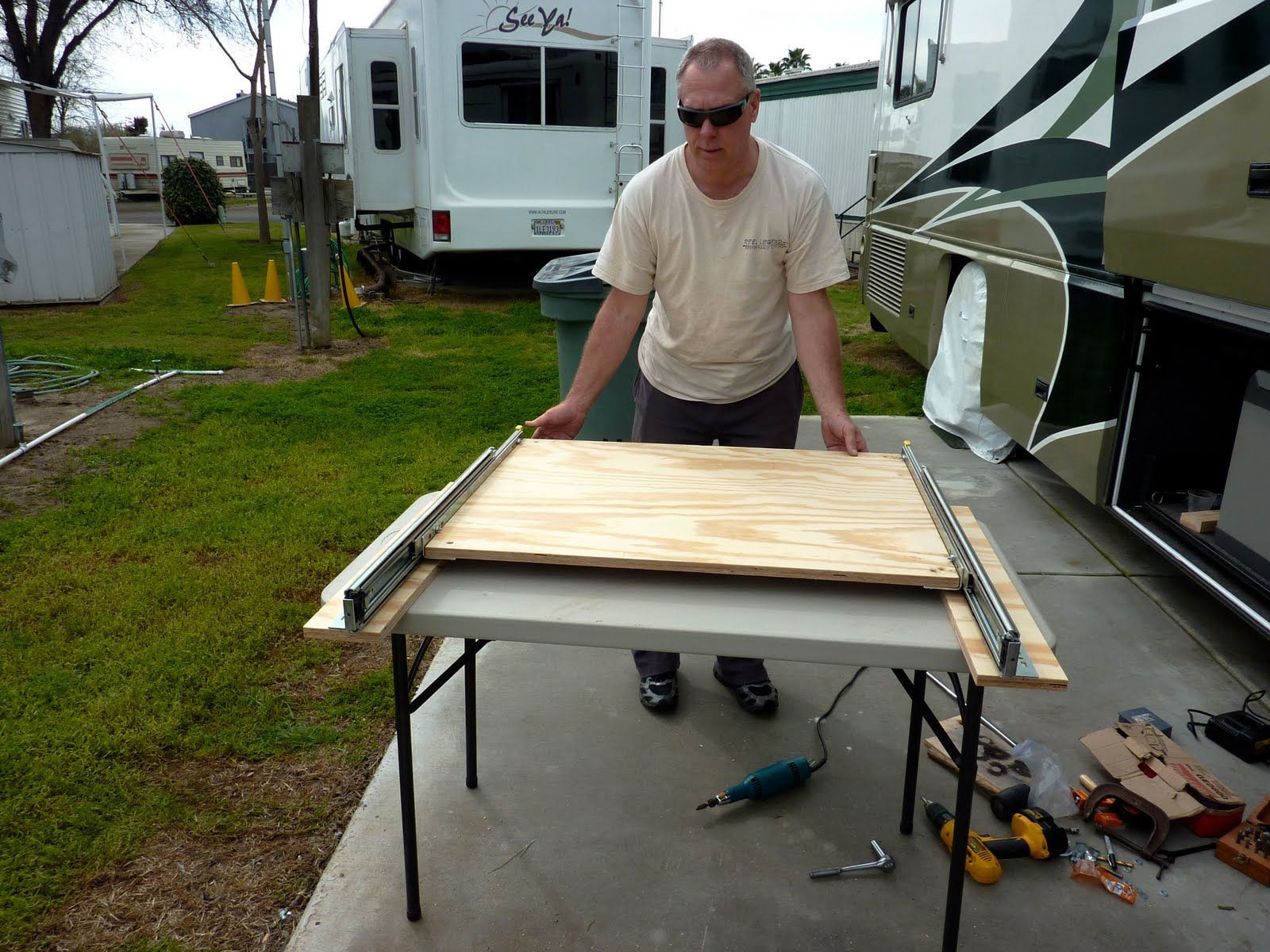 DIY Rv Slide Out Kit
 RV NOW with Jim Twamley Build your own RV slide out