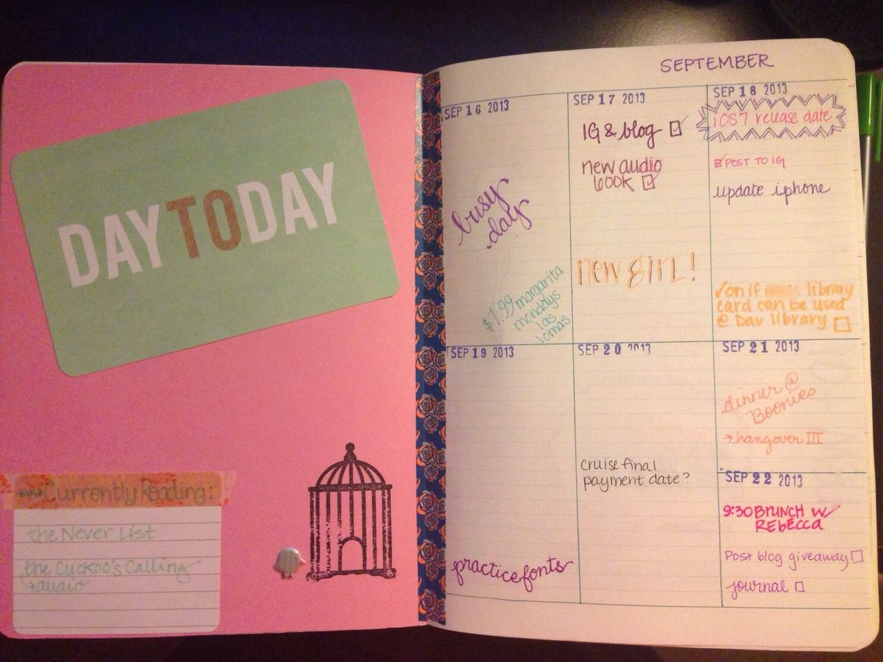 DIY School Planner
 The Organized College Student DIY Planner LOVE this