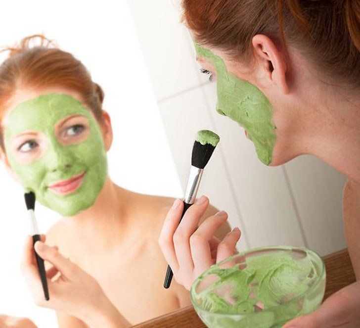 DIY Skin Mask
 7 Easy DIY Face Masks