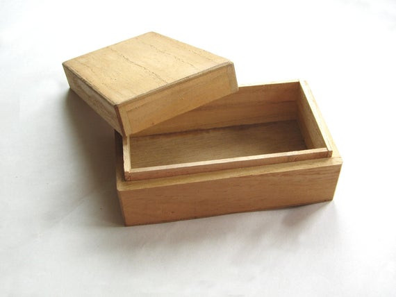 DIY Small Box
 Small Wooden Vintage Box DIY Wooden Box To Decorate