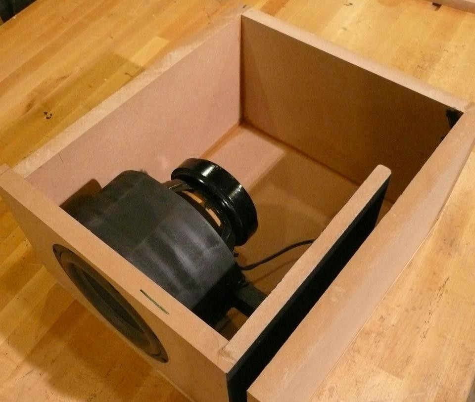 DIY Speaker Box Design
 Small multiple 8" subwoofer design Home Theater Forum