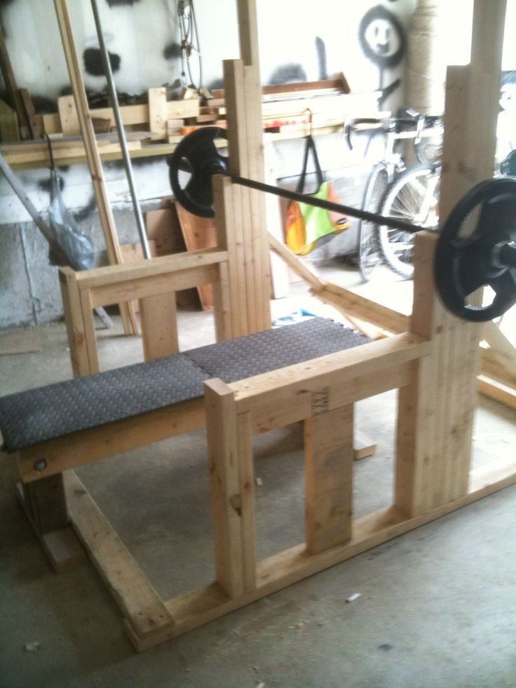 DIY Squat Rack
 this is a sweet DIY squat rack Garage Gym