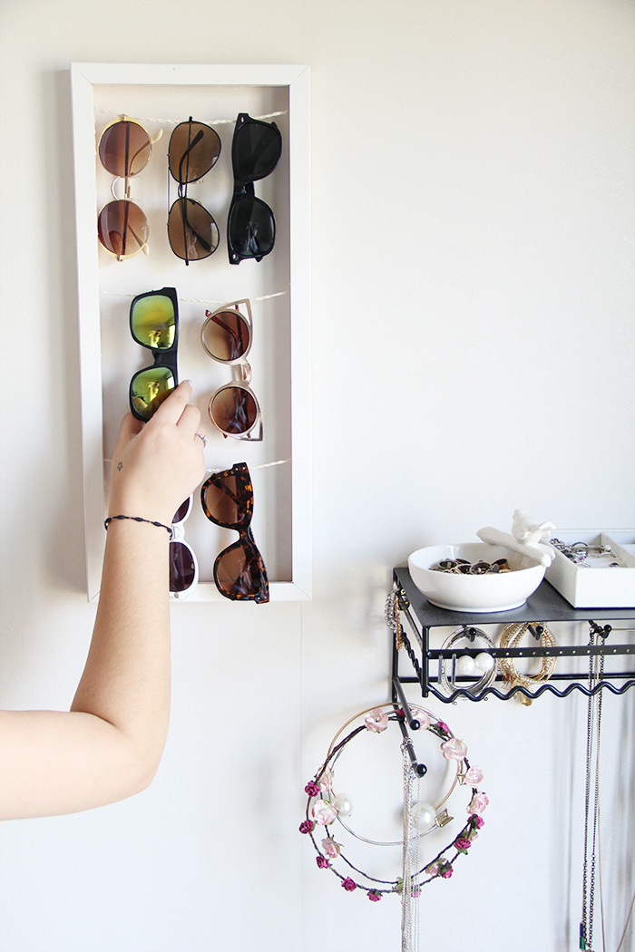 DIY Sunglasses Rack
 Sunglass holder DIY
