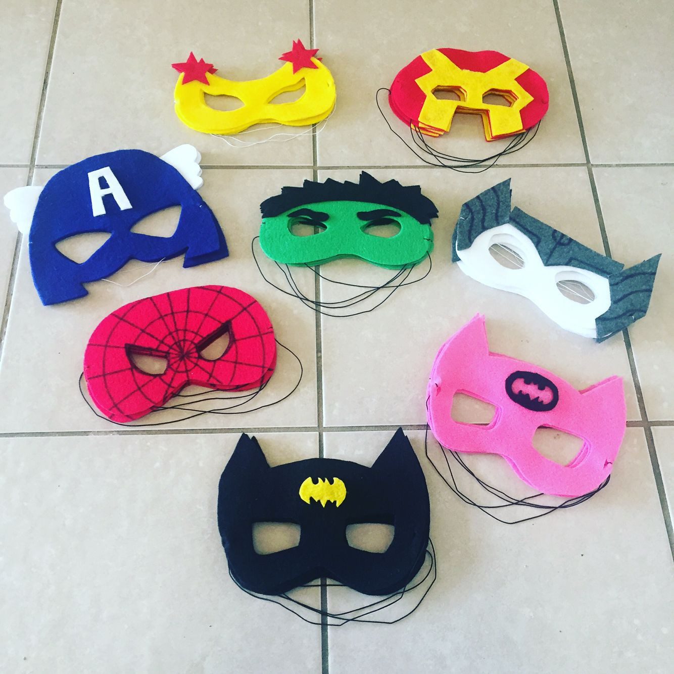 DIY Superhero Mask
 Avengers superhero DIY felt masks