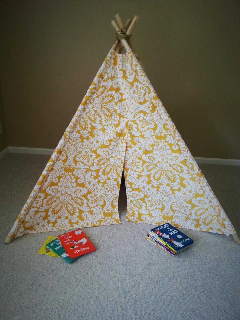 DIY Teepee For Toddler
 DIY Kids Teepee Tent Tutorial