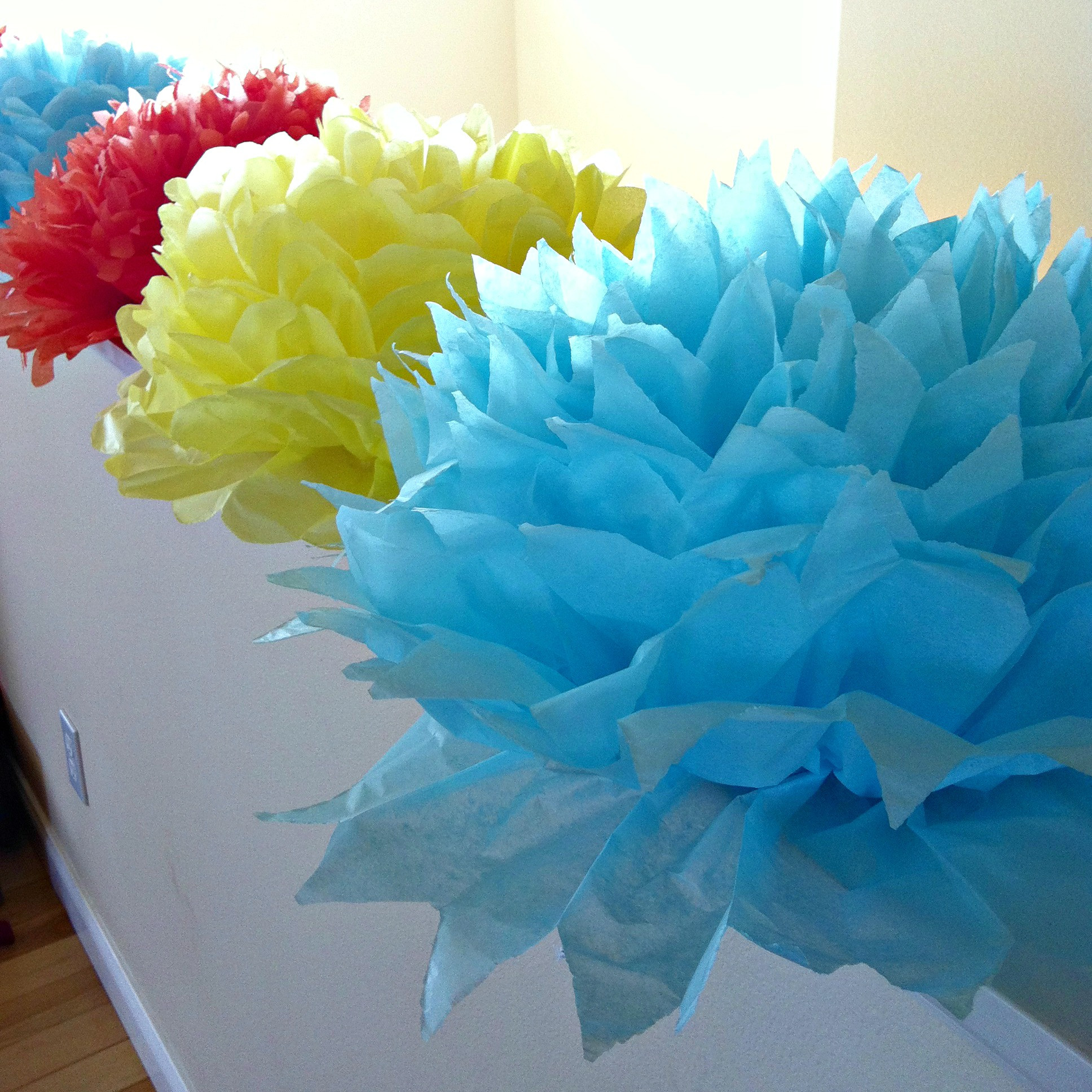 DIY Tissue Paper Decorations
 Tutorial How To Make DIY Giant Tissue Paper Flowers Sew