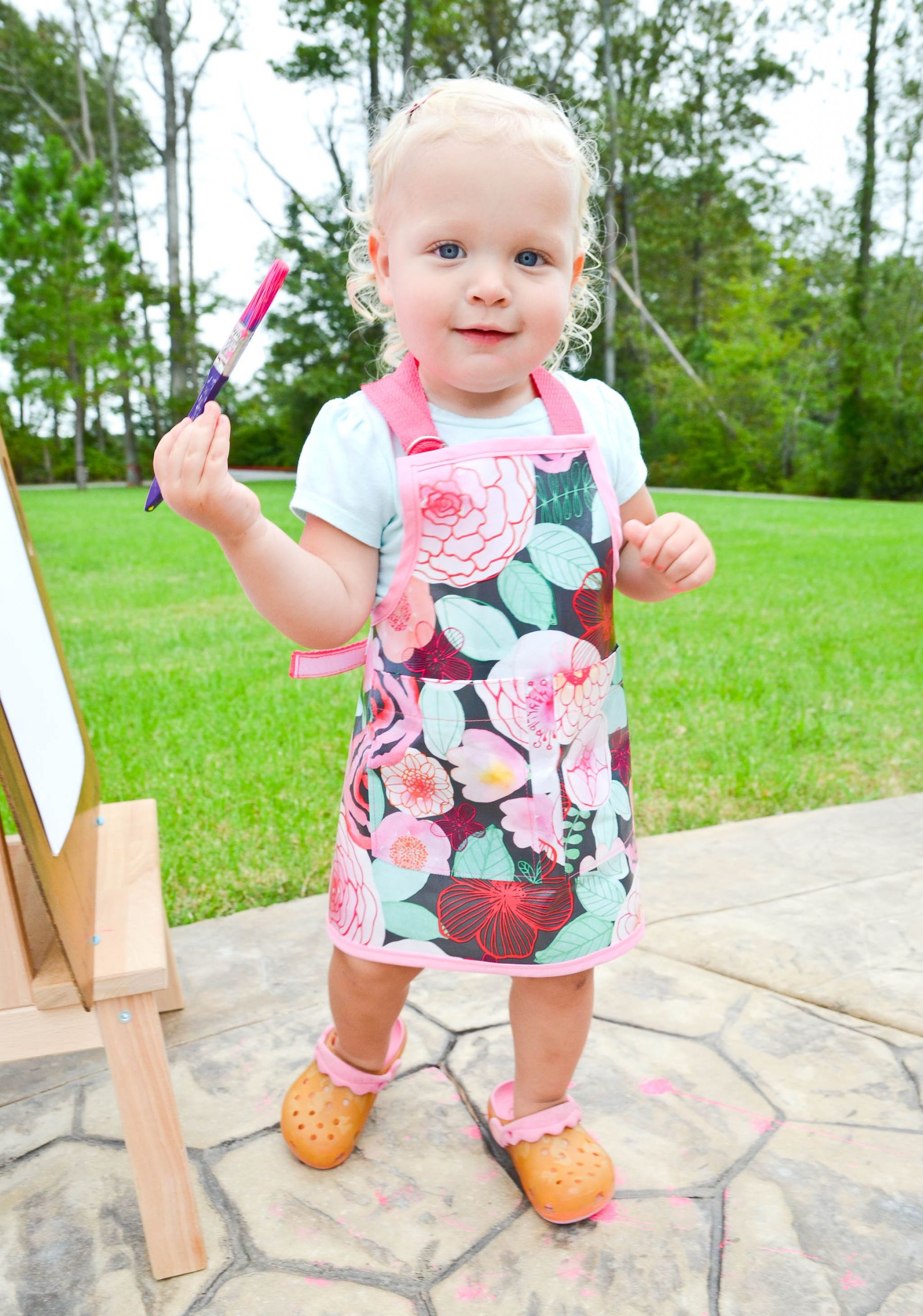 DIY Toddler Apron
 DIY Toddler Smock Apron Project Nursery