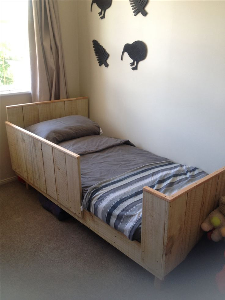DIY Toddler Bed
 The 25 best Diy toddler bed ideas on Pinterest
