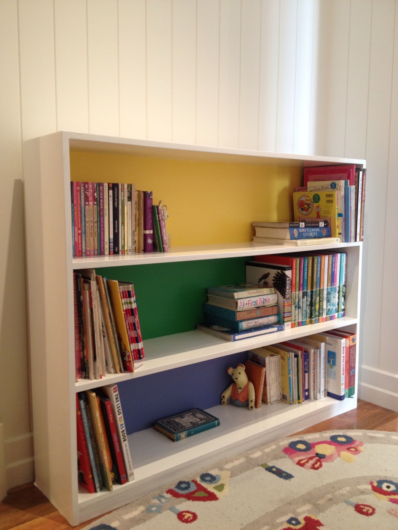 DIY Toddler Bookshelf
 DIY kids bookshelf For the Home