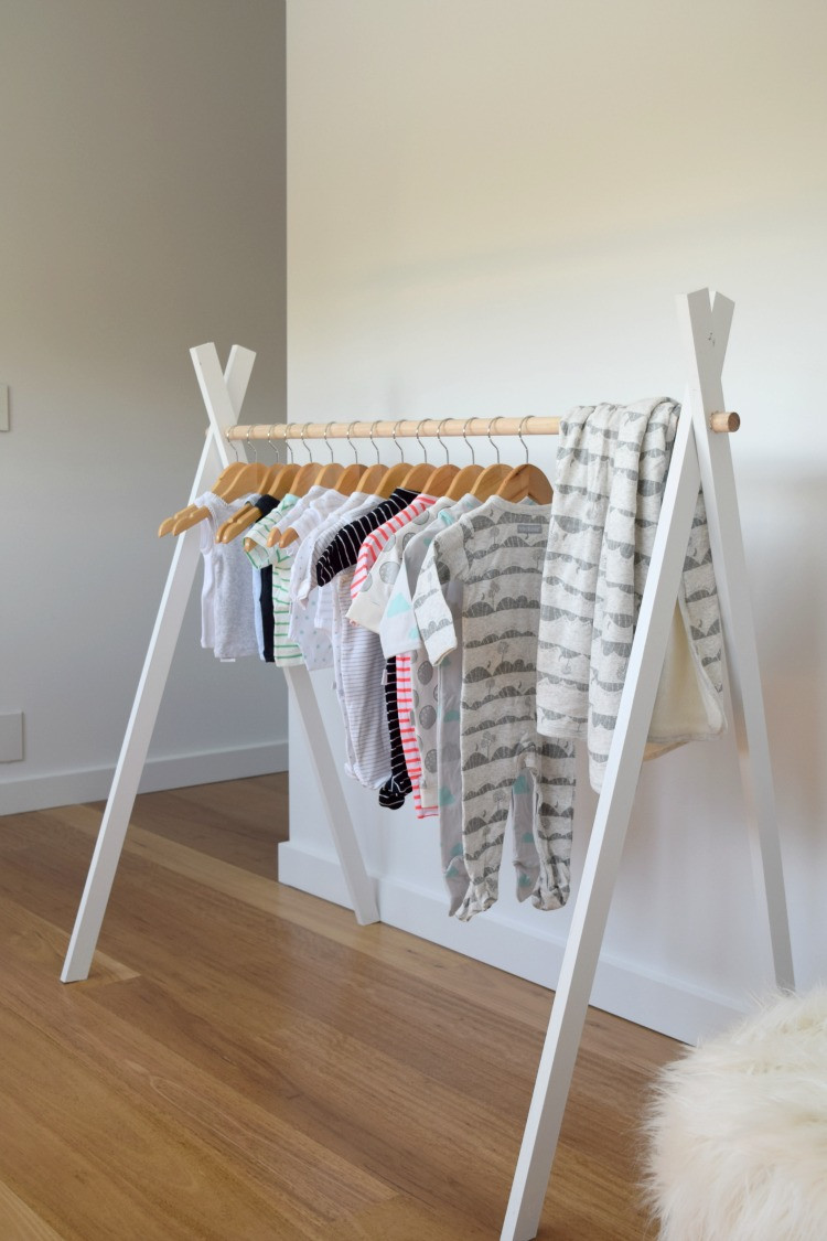 DIY Toddler Clothes
 DIY Kids Teepee Clothing Rack