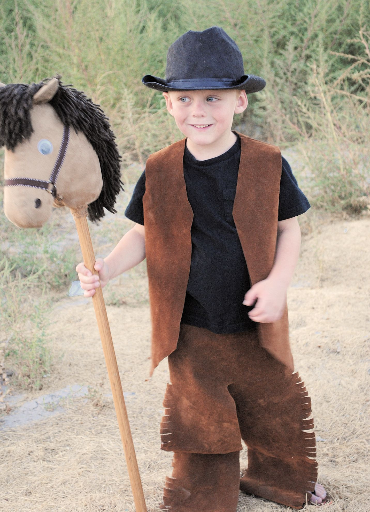 DIY Toddler Cowboy Costume
 Kid’s Cowboy Costume Tutorial