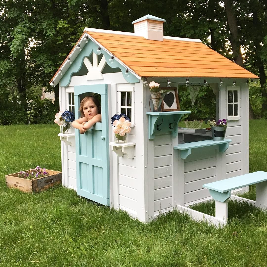 DIY Toddler Playhouse
 DIY kids playhouse