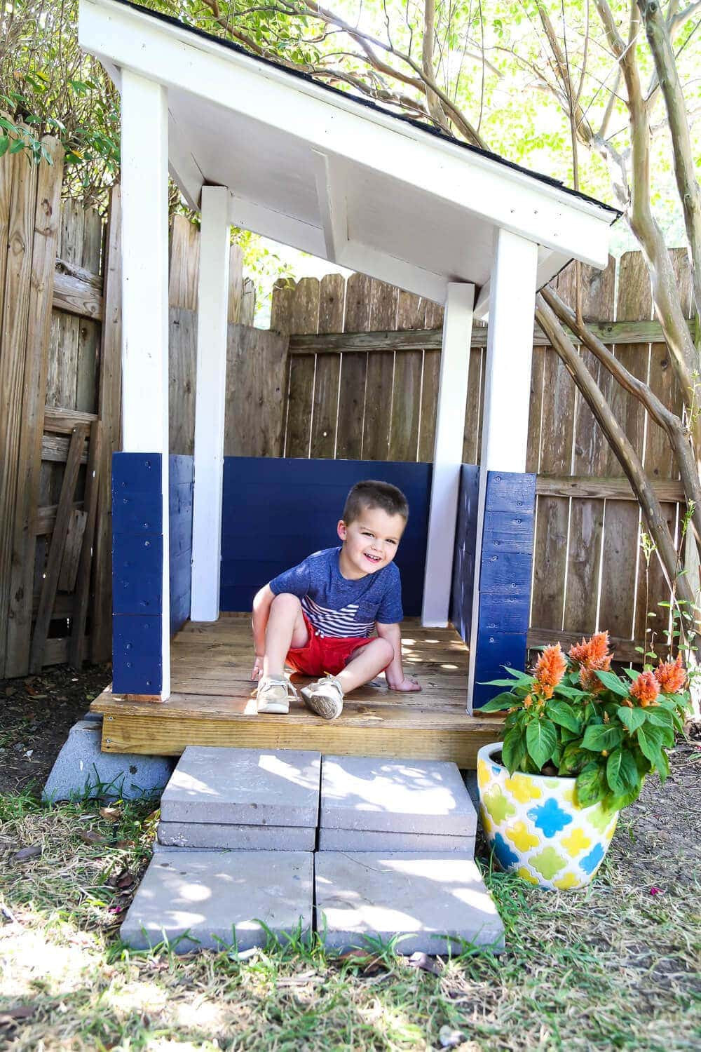 DIY Toddler Playhouse
 DIY Playhouse How to Build a Backyard Playhouse for Your