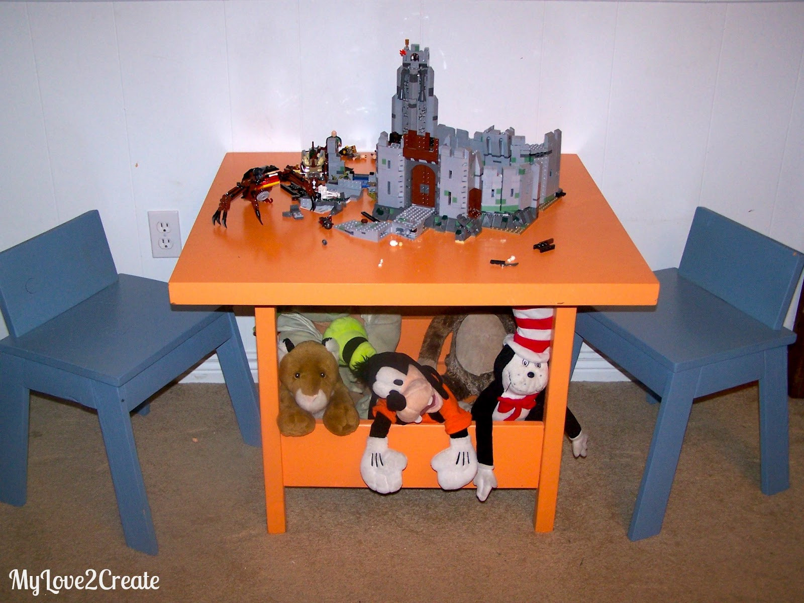 DIY Toddler Table And Chairs
 DIY Kids Table and Chairs