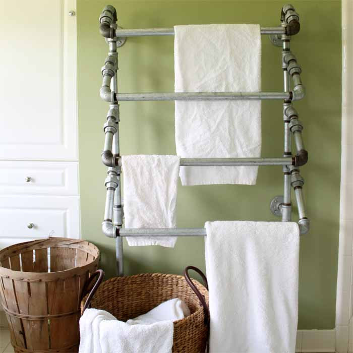 DIY Towel Racks
 DIY Rustic Towel Rack from Pipes The Country Chic Cottage