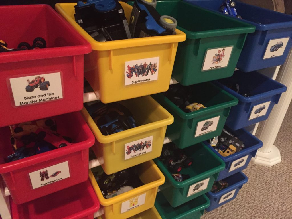 DIY Toy Bin Organizer
 How to Make Printable Labels for Toy Storage Bins German