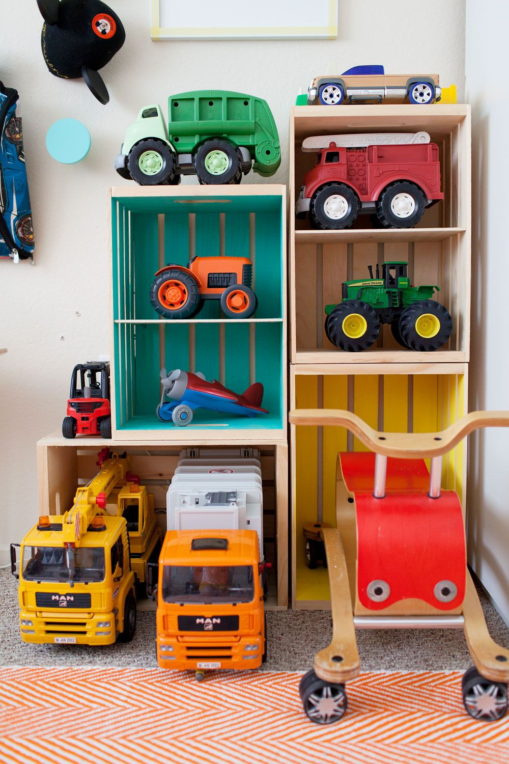 DIY Toy Organizer Ideas
 Boys Room Decor