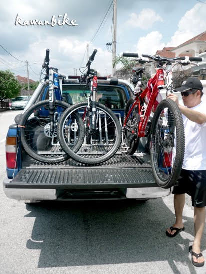 DIY Truck Bike Rack
 kawanbike DIY Pick up truck bike rack in action