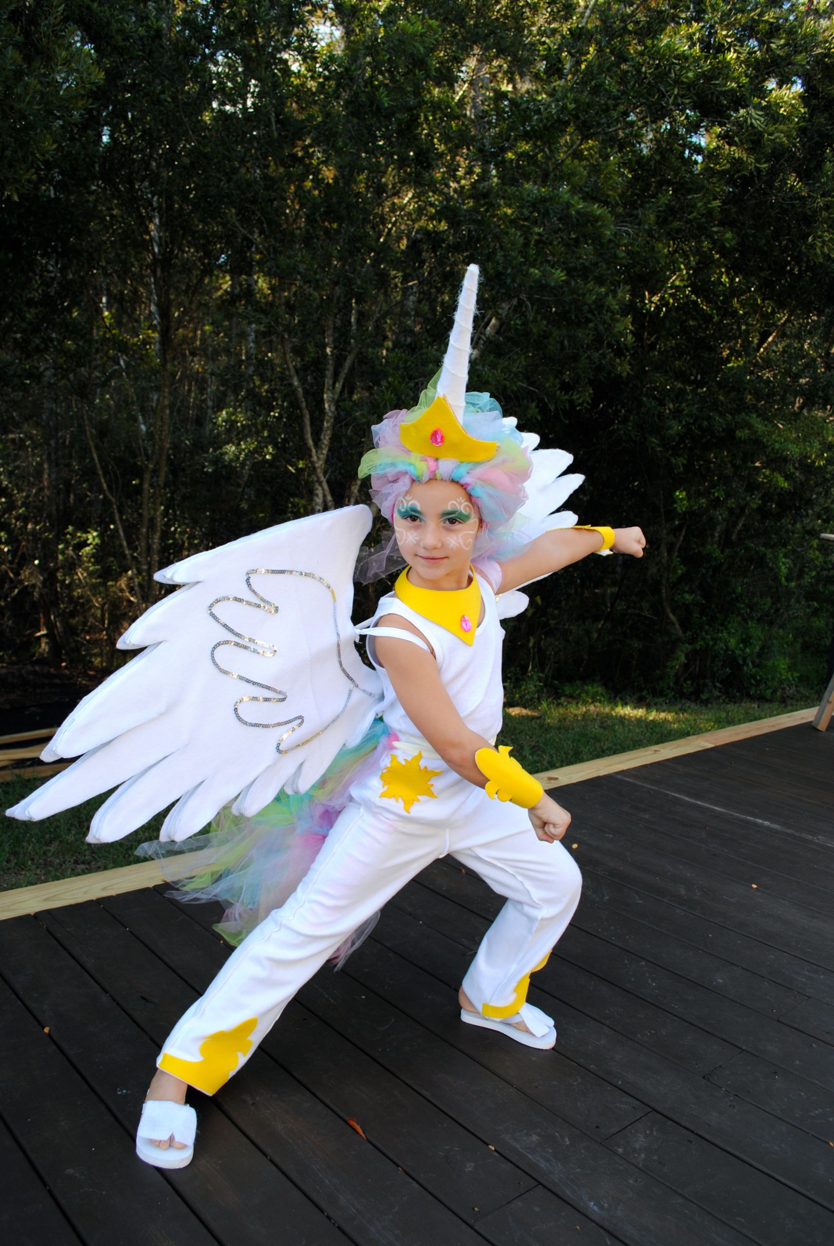 DIY Unicorn Costume For Girl
 Flying Rainbow Unicorn Princess