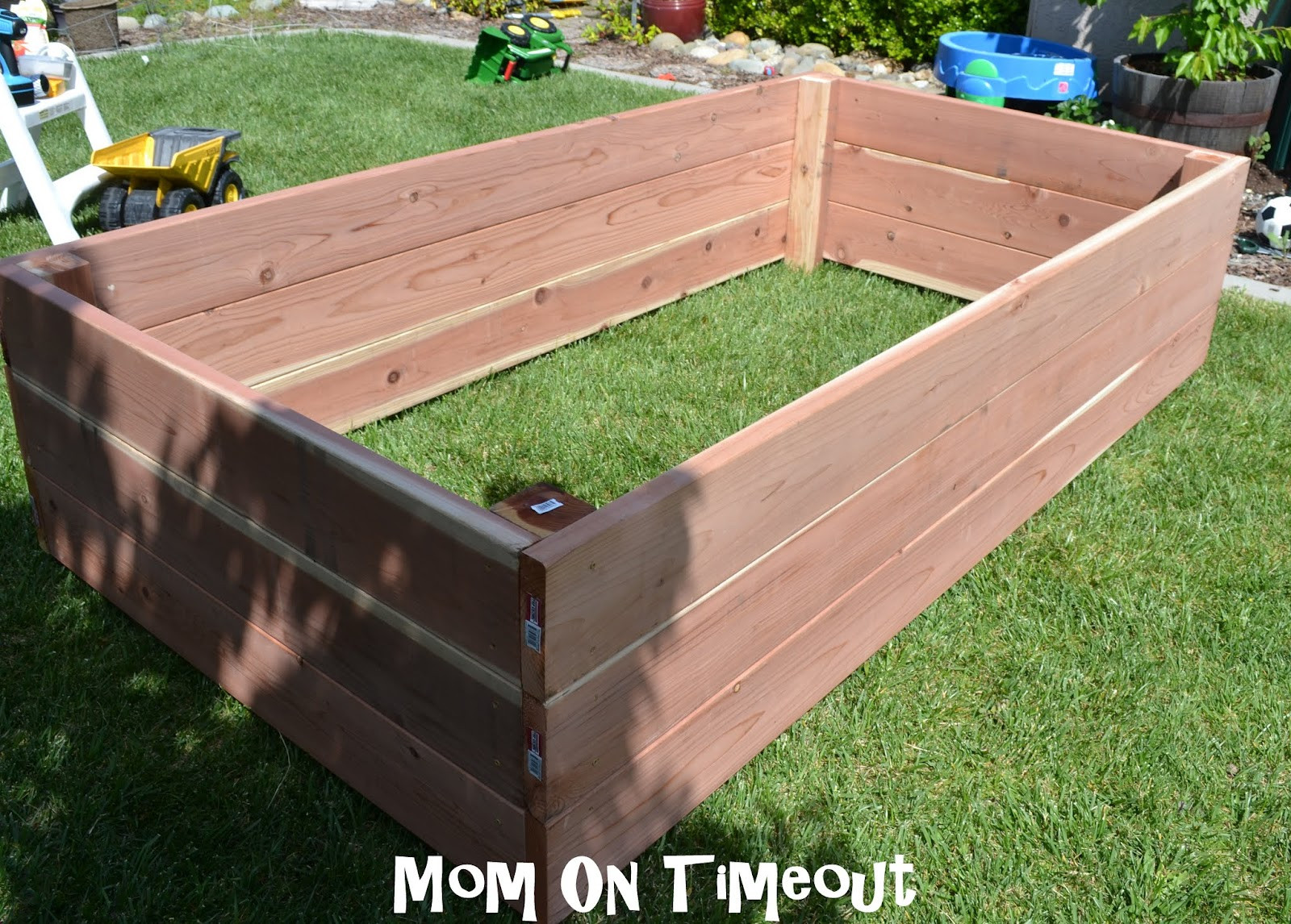 DIY Vegetable Garden Box
 DIY Garden Planter Box Tutorial