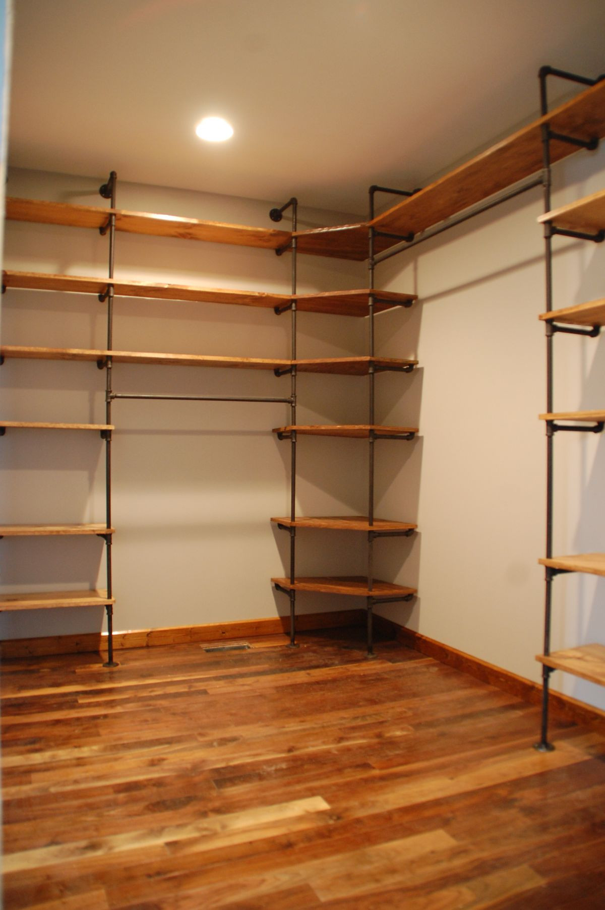 DIY Walk In Closet Organizers
 How To Customize A Closet For Improved Storage Capacity
