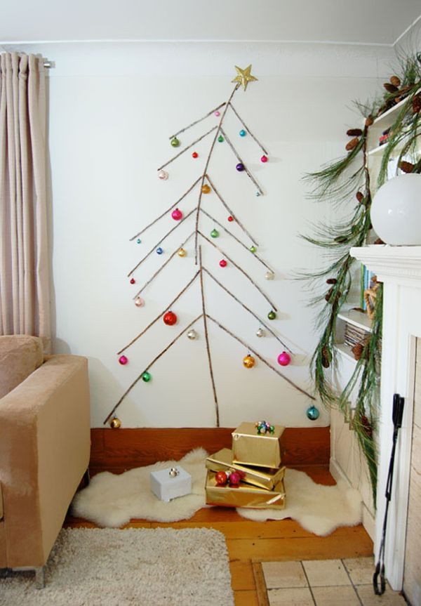 DIY Wall Christmas Tree
 15 Non Traditional Christmas Tree Ideas