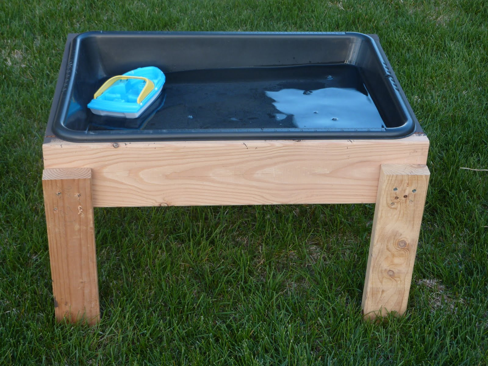 DIY Water Table For Kids
 The Inspiration Thief DIY Water Table