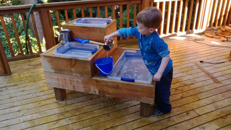 DIY Water Table For Kids
 11 DIY Water And Sand Tables For Outdoor Kids’ Play