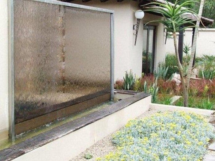 DIY Water Wall Outdoor
 How to build a glass waterfall for your backyard