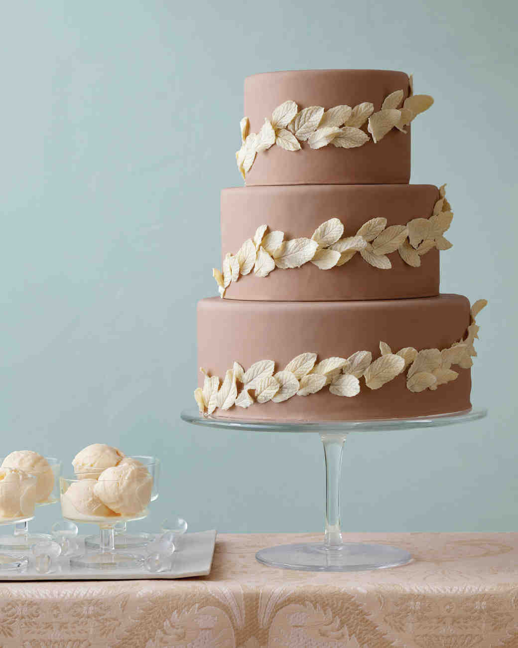 DIY Wedding Cakes
 11 DIY Wedding Cake Ideas That Will Transform Your Tiers