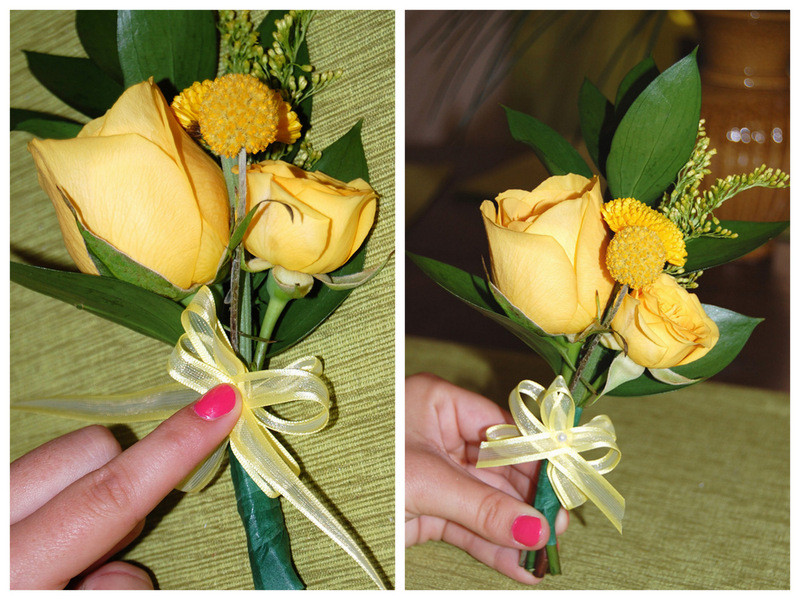 DIY Wedding Corsage
 DIY Wedding Corsages for your Bridal Party or Guests