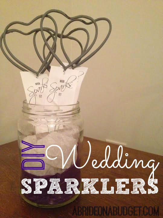 Diy Wedding Favors Sparklers
 DIY Wedding Sparklers & Free Printable Tags