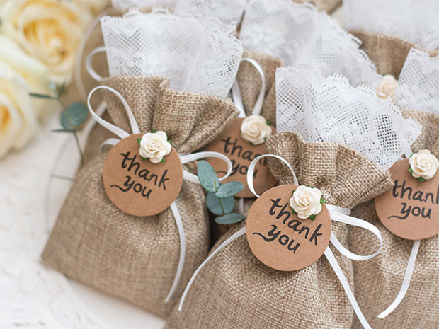 DIY Wedding Favour Ideas
 16 creative ideas for DIY wedding favours