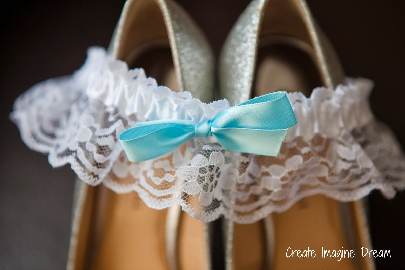 DIY Wedding Garters
 Create Imagine Dream DIY Garter