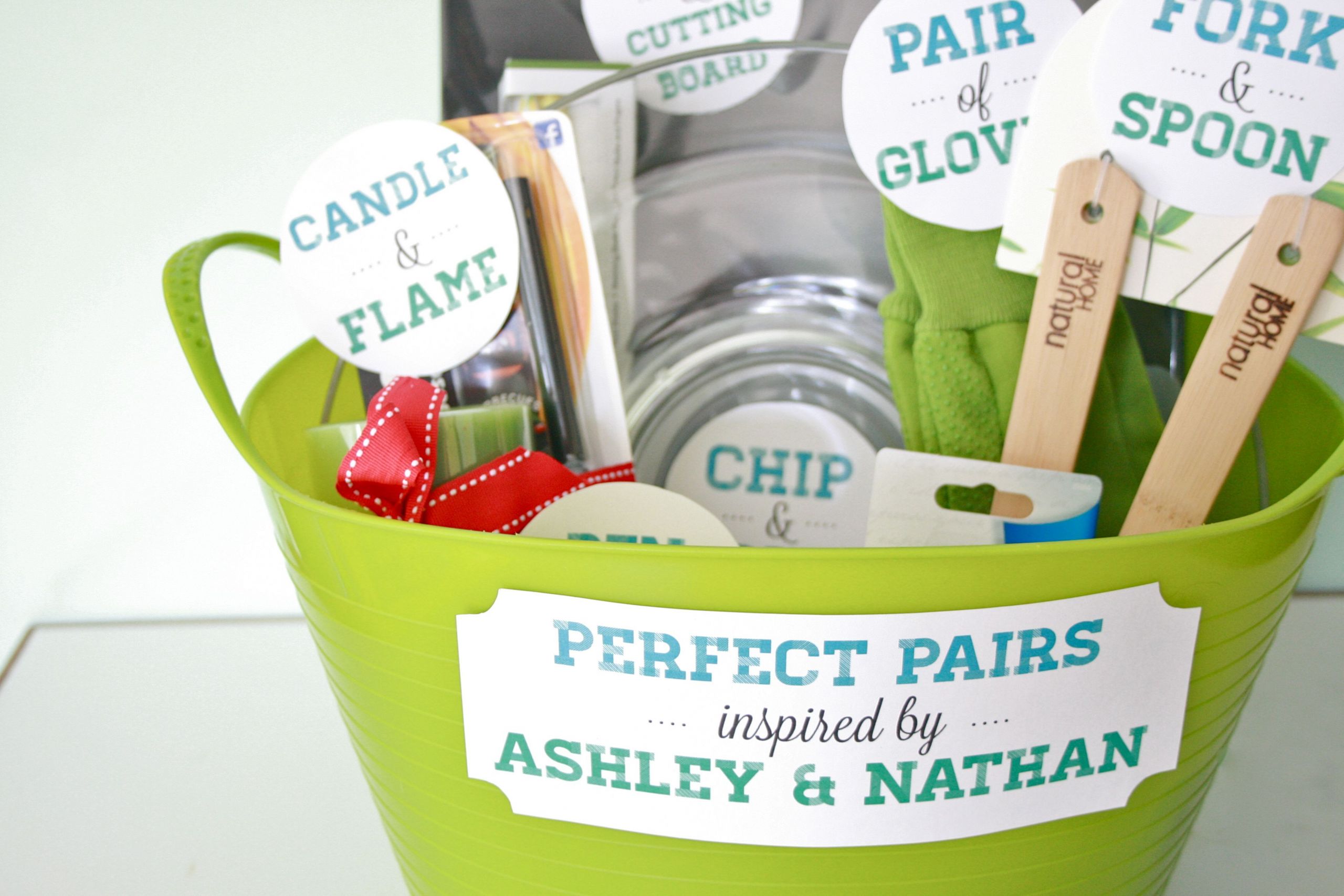 DIY Wedding Gift
 DIY "Perfect Pairs" Bridal Shower Gift