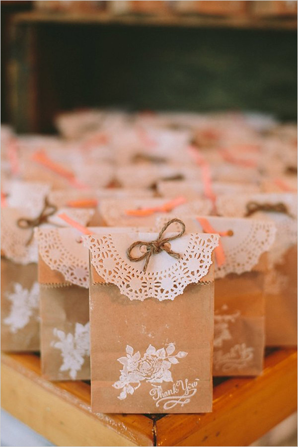 DIY Wedding Gift
 25 Easy to Make DIY Wedding Favors