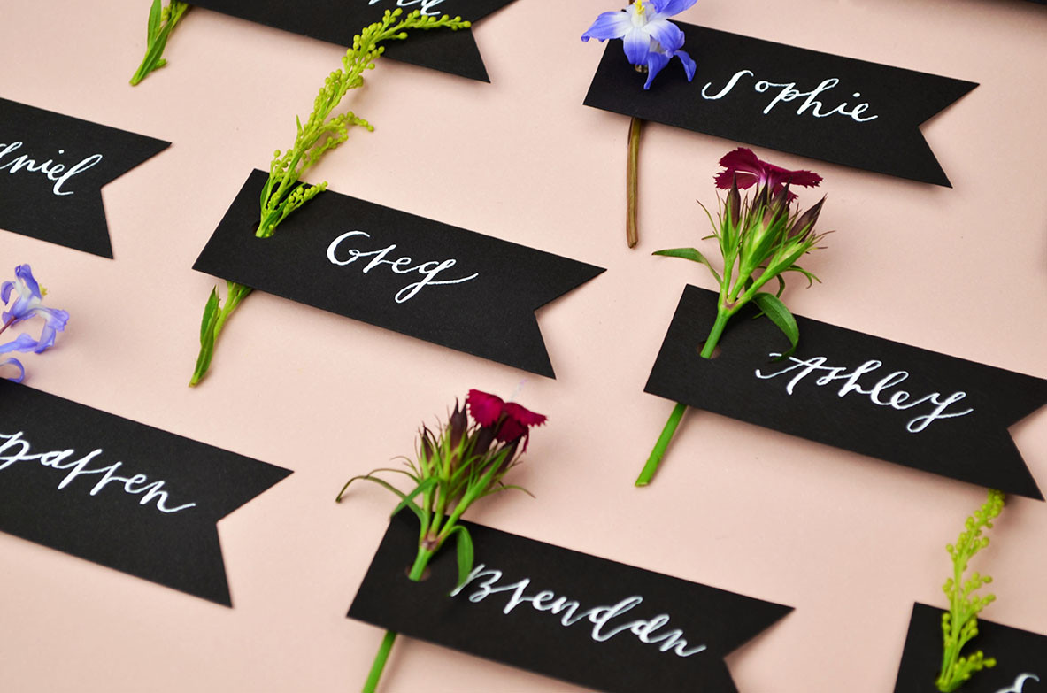 DIY Wedding Place Cards
 4 DIY Place Card Ideas for Spring Weddings Cards