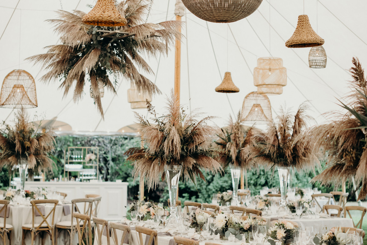 DIY Wedding Tents
 15 Magical Tent Decor Ideas for an Outdoor Wedding