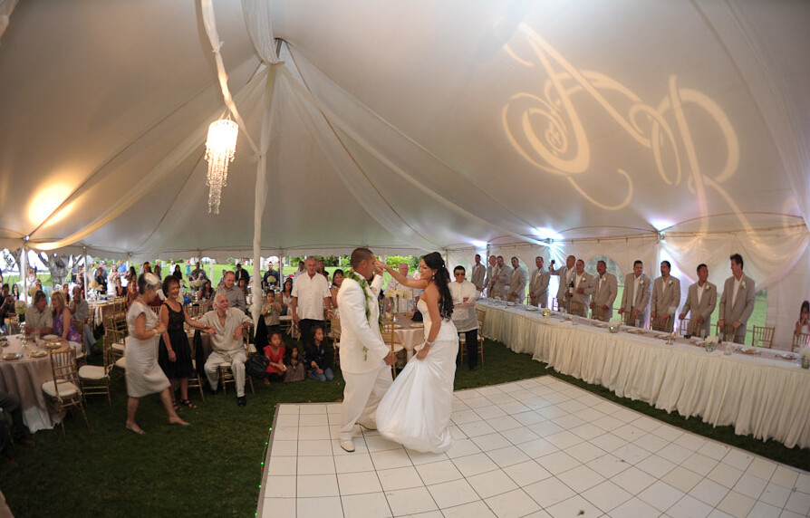 DIY Wedding Tents
 Shelter Tent How To Set Up A DIY Wedding Tent For Your