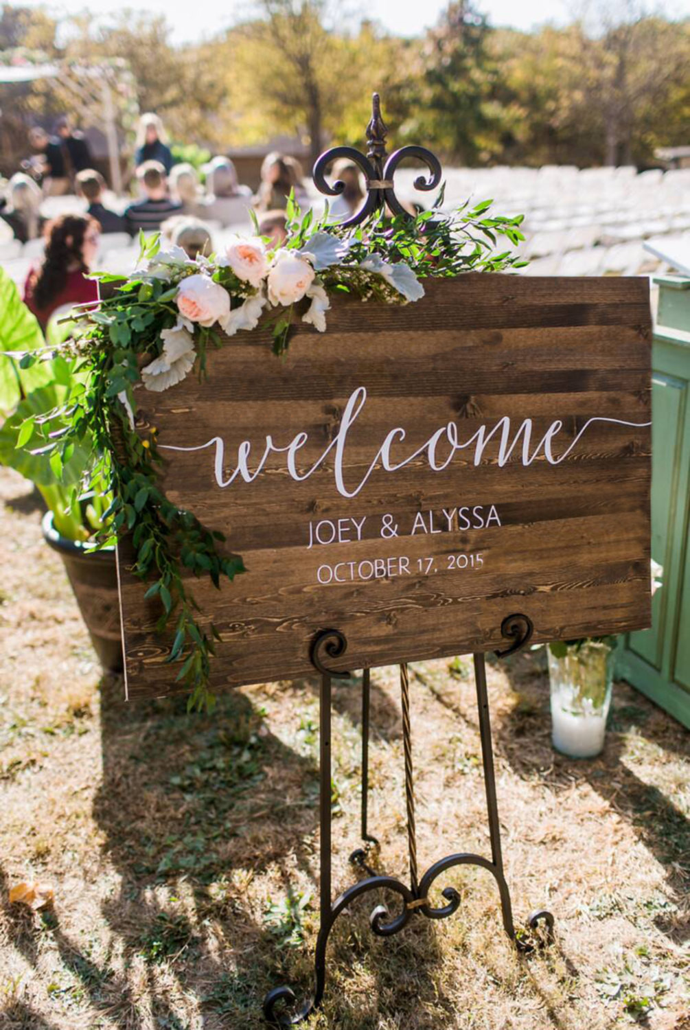DIY Wedding Welcome Sign
 Wedding Wel e Sign Rustic Wood Wedding Sign Sophia