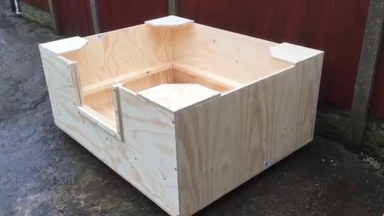 DIY Whelping Box
 whelping box