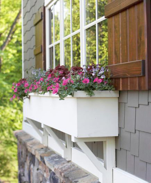 DIY Window Box Planters
 25 Wonderful DIY Window Box Planters