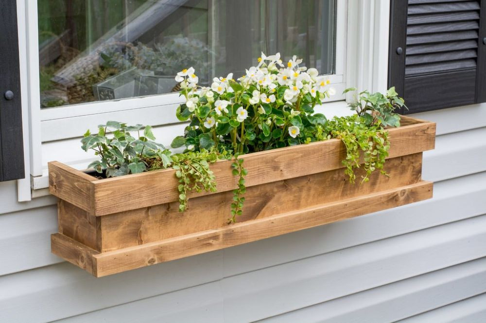 DIY Window Box Planters
 DIY Cedar Window Boxes